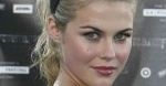 Rachael Taylor w domu schadzek
