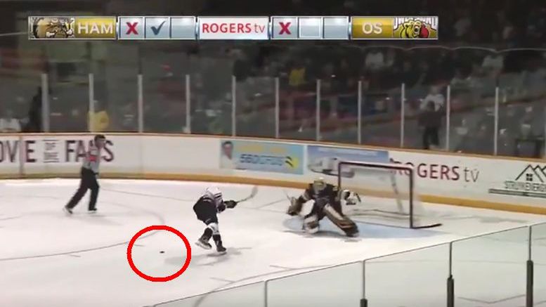 Materiały prasowe / Twitter/OntarioHockeyLeague / Na zdjęciu: rzut karny Alana Łyszczarczyka