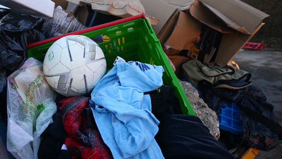 Kobieta na Śląsku od 10 lat znosi śmieci do mieszkania