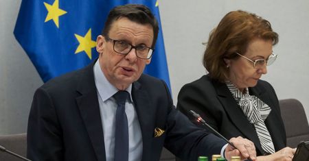 Nowela ustawy o SN znów w komisji. Przewodniczący wyłącza mikrofon