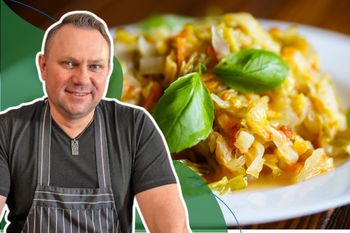 Młodą kapustę zrób jak Strzelczyk. Tak pyszna, że trudno się powstrzymać przed wyjadaniem z garnka