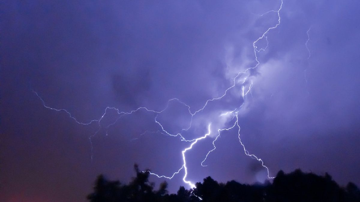 W niedzielę wystąpią burze.