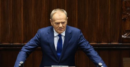 Nawrocki powoła Radę ds. Konstytucji. Tusk krótko skomentował pomysł