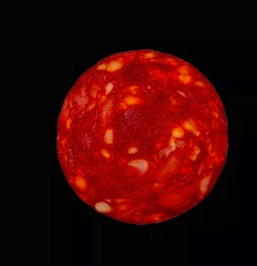 Naukowiec opublikował zdjęcie gwiazdy. Później przyznał, że to kiełbasa chorizo - Kiełbasa chorizo, która "udawała" gwiazdę