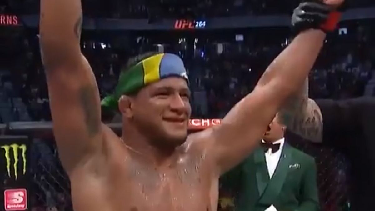 Twitter / Gilbert Burns pokonał Stephena Thompsona na UFC 264