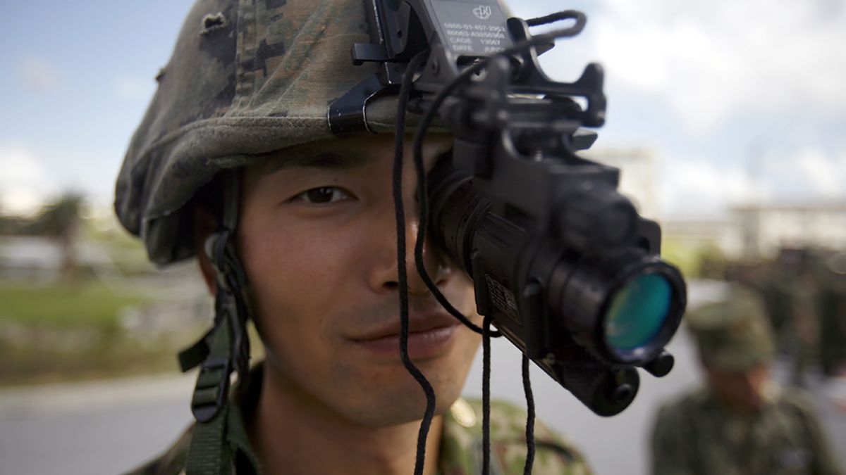 Nowy typ noktowizora bazuje na SI i pokazuje kolorowy obraz w całkowitej ciemności 1