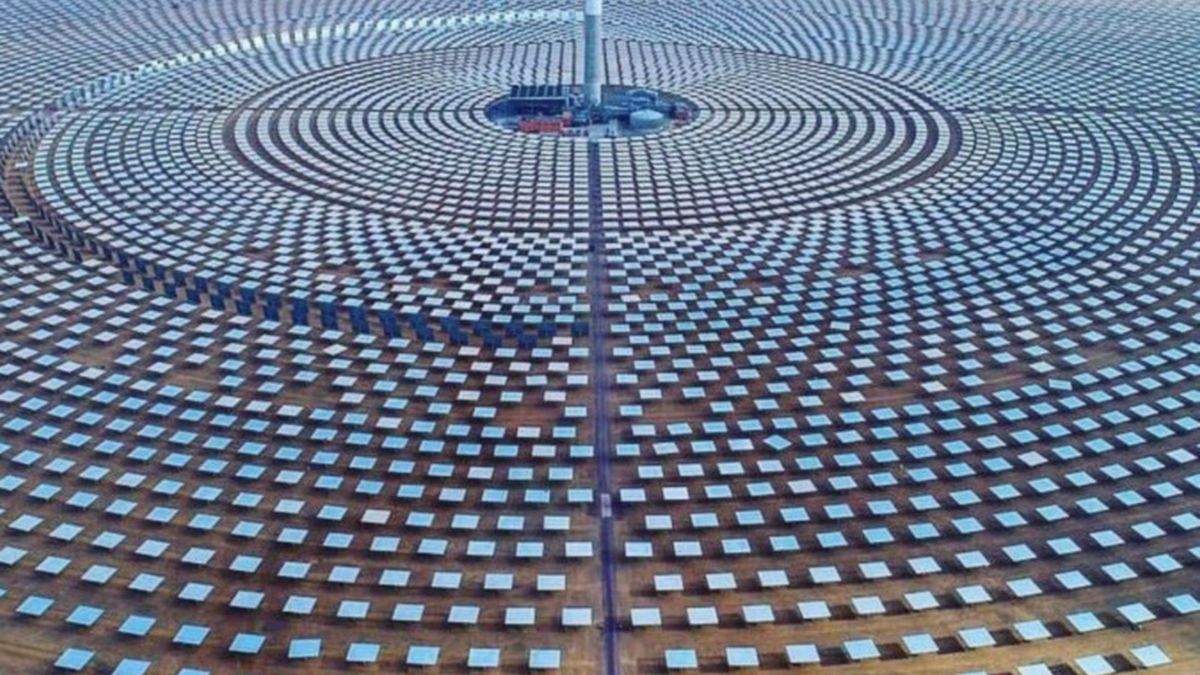 Elektrownia zasilana Słońcem, która działa przez całą dobę