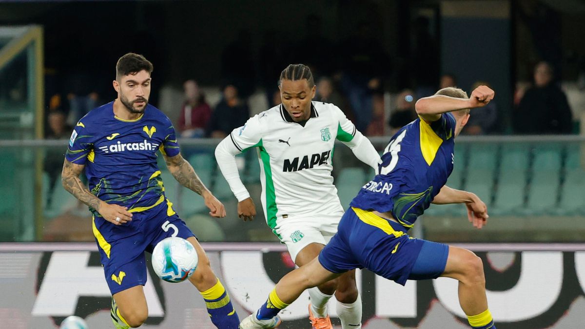 PAP/EPA / Emanuele Pennacchio / Mecz Serie A: Hellas Werona - US Sassuolo