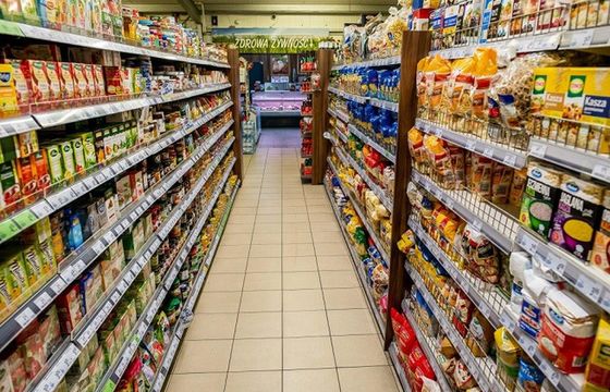Zakupy na Boże Narodzenie droższe o prawie 5 proc. W których sklepach najtaniej?