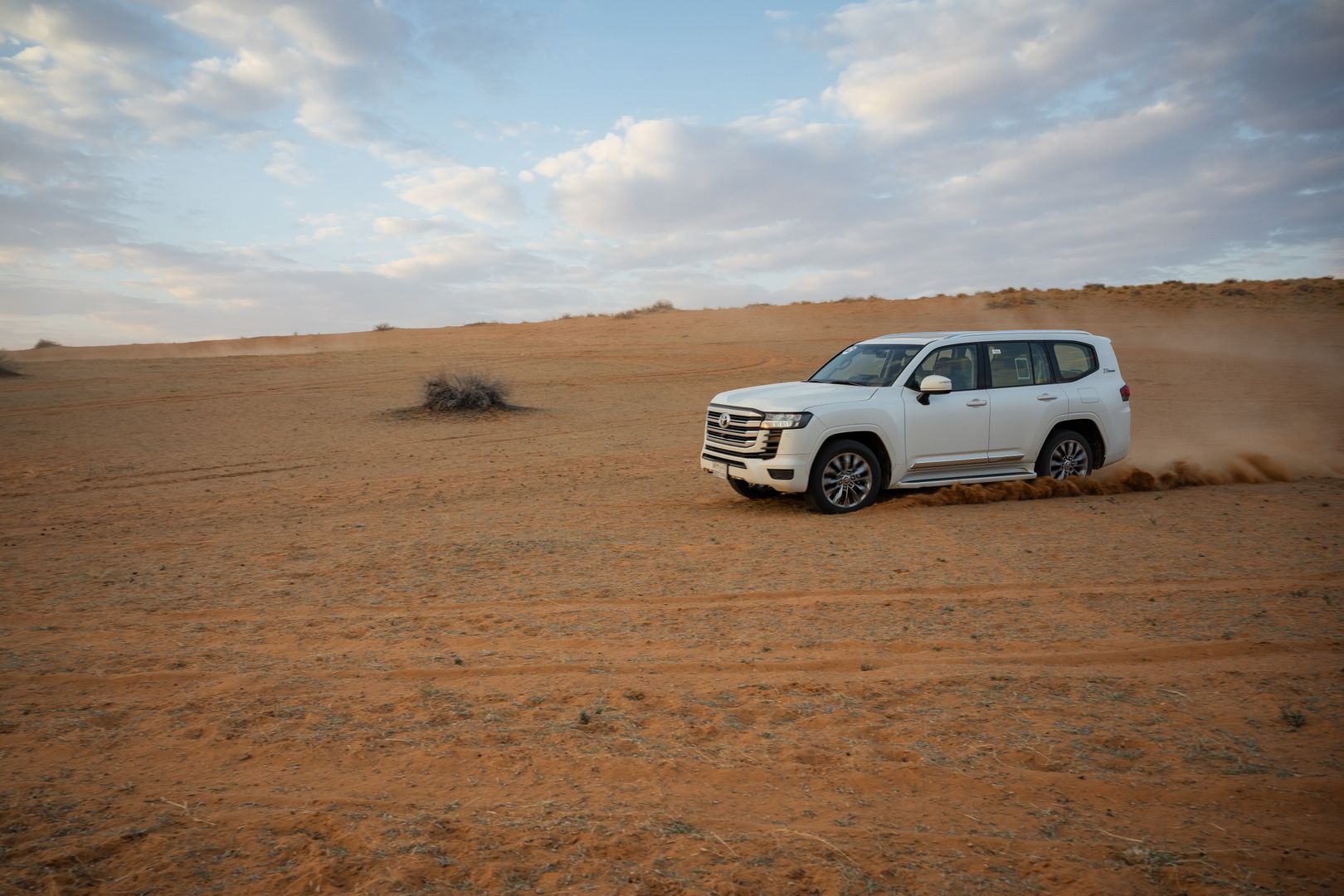 Toyota Land Cruiser 300