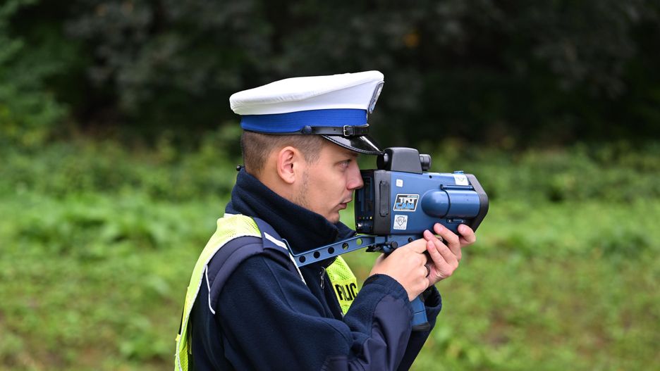 Pomiar prędkości na drodze