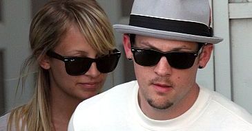 Nicole i Joel chodzą na terapię