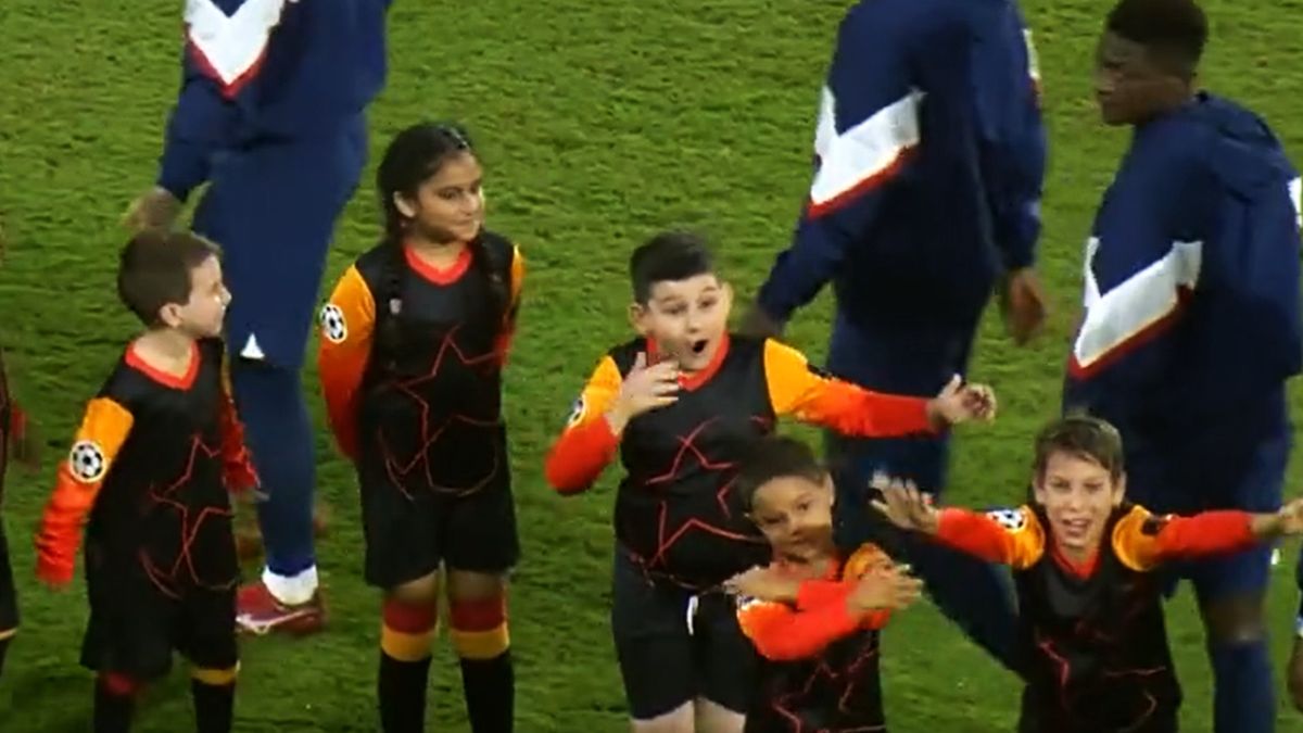 Reakcja dzieci na widok Lionela Messiego