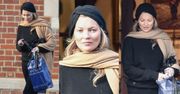 Kate Moss rozgląda się za antykami z turbanem na głowie