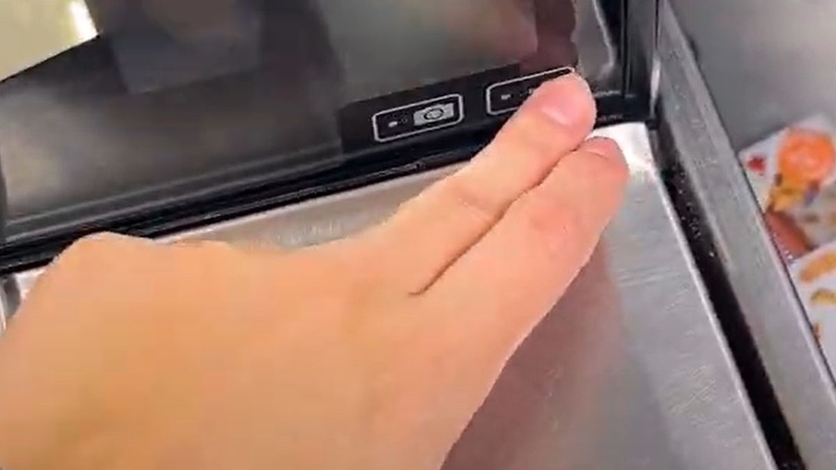 Tara do kasy samoobsługowej w Biedronce