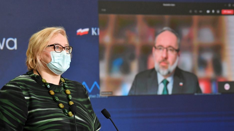 Koronawirus w Polsce. Nowe rekomendacje ws. maseczek i przyłbic 