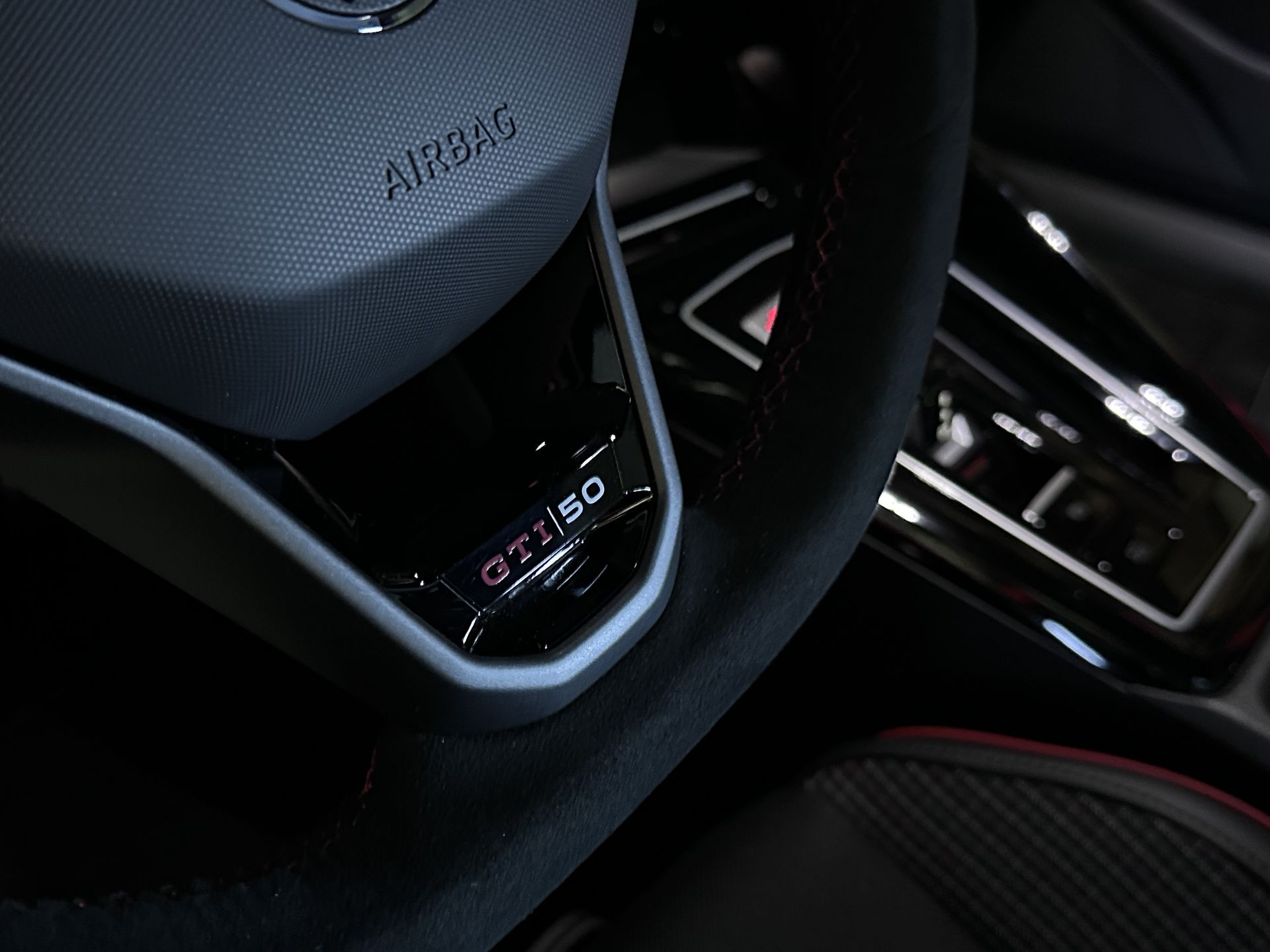 Volkswagen Golf GTI Edition 50
