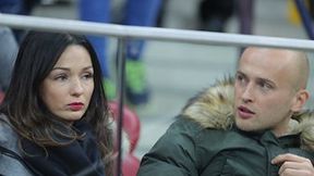Michał Pazdan z żoną Dominiką, partnerki piłkarzy, politycy. Oni zasiedli w loży VIP na Stadionie Narodowym