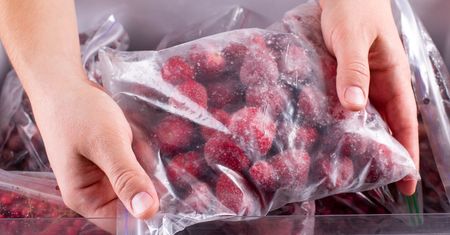 Jak zamrozić truskawki? Wielu zapomina o tej zasadzie