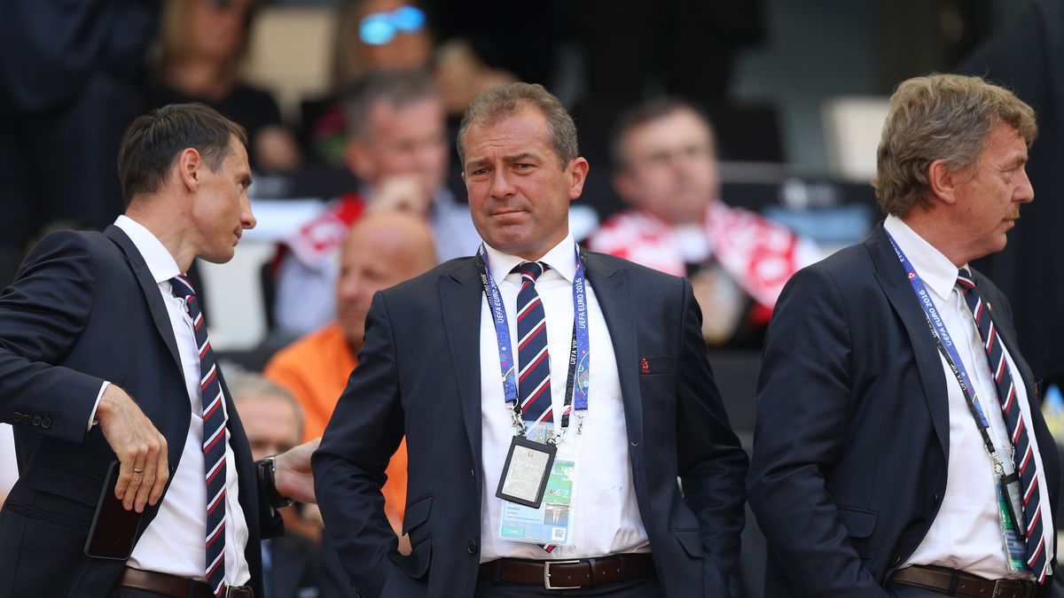 Newspix / Fokusmedia/Michał Stawowiak / Na zdjęciu (w środku) Marek Koźmiński