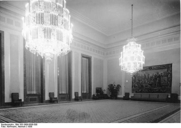 Recepcja Nowej Kancelarii Rzeszy (Fot. Bundesarchiv.de)