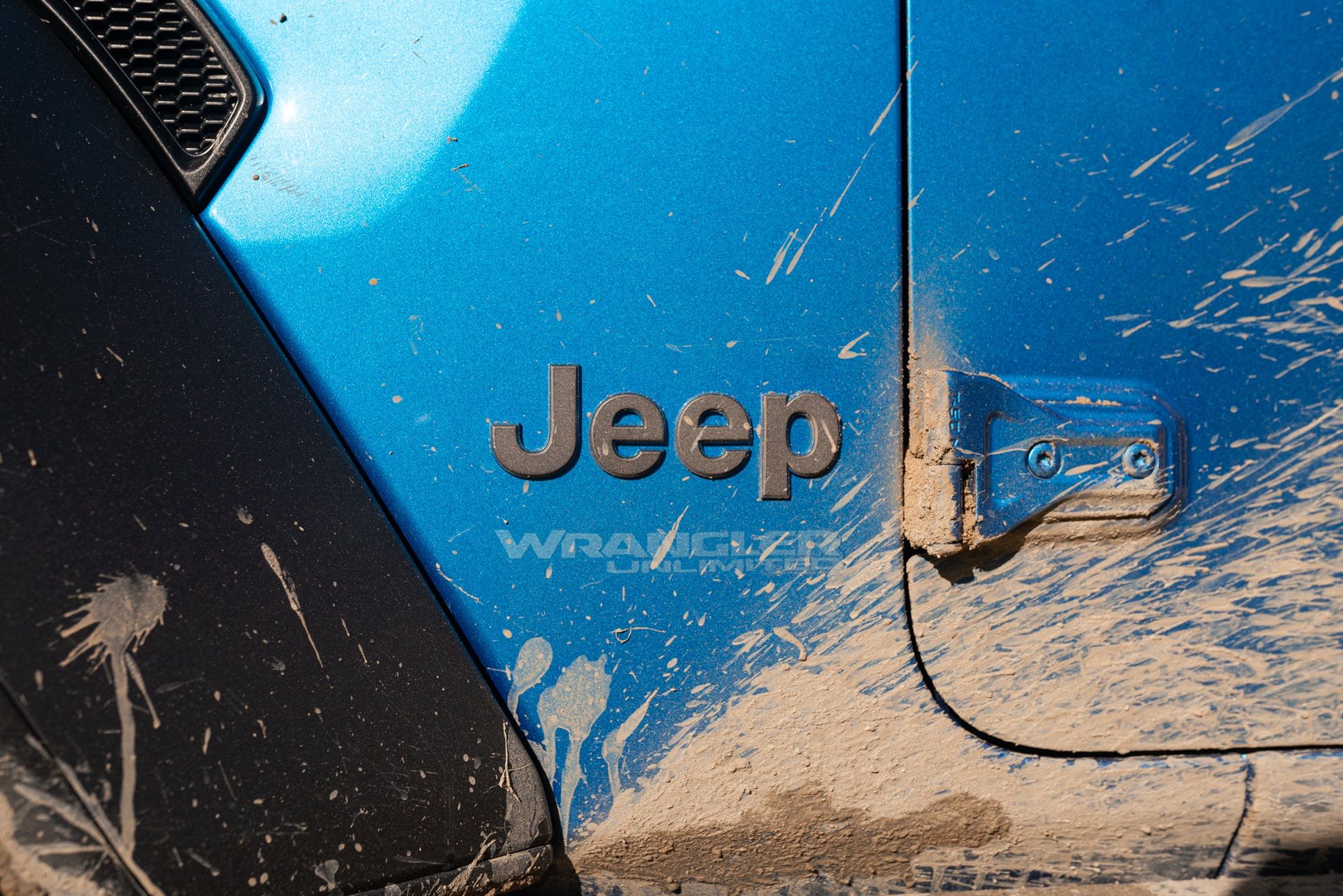 Jeep Wrangler i Land Rover Defender