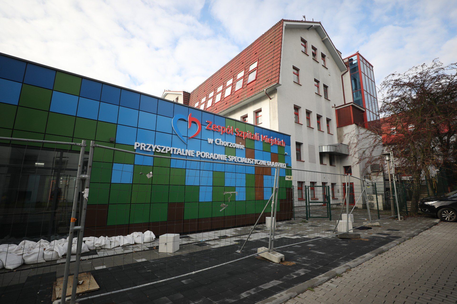 Nowy budynek poradni dziecięcych przy Zespole Szpitali Miejskich w Chorzowie