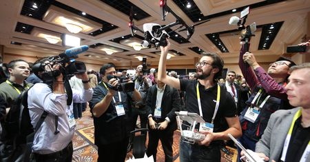 Jesteśmy w drodze do Las Vegas na targi CES 2016. Jakie nowości fotograficzne możemy zobaczyć?