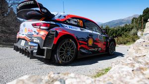 WRC: Rajd Korsyki dla Thierry'ego Neuville'a. Podium Kajetana Kajetanowicza