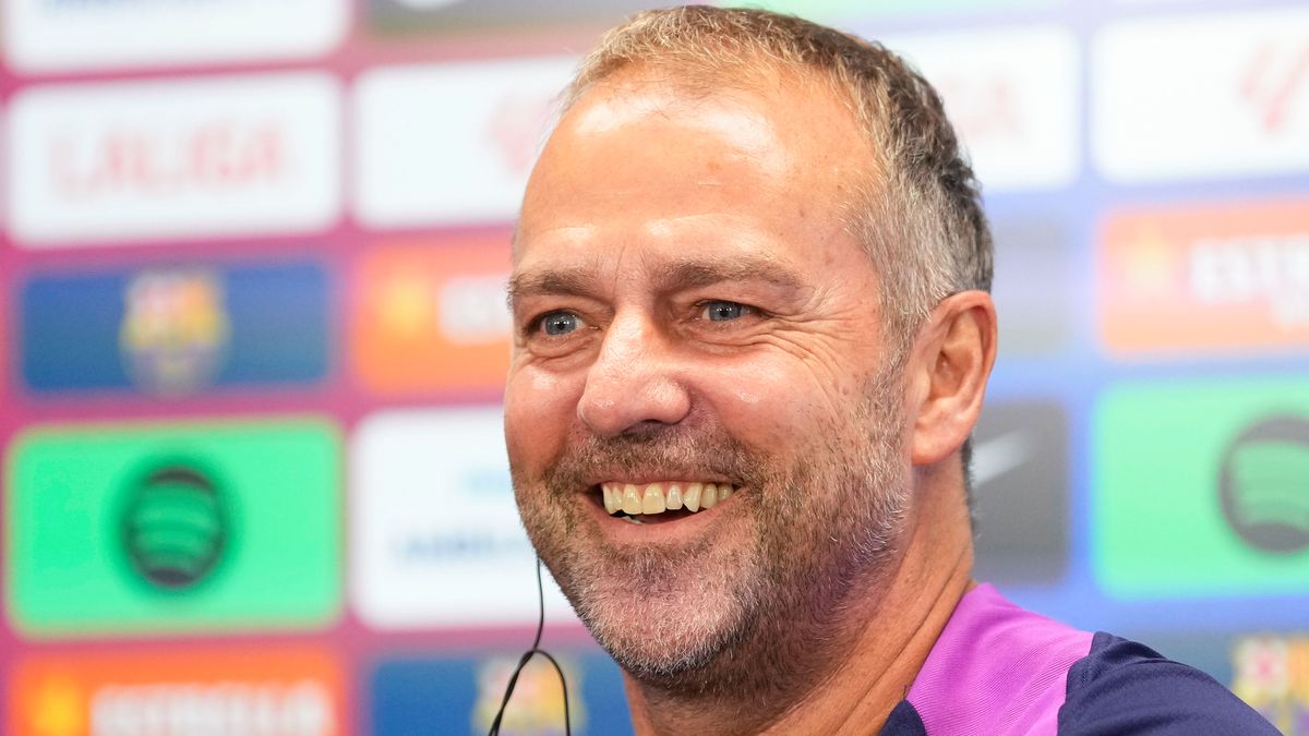 PAP/EPA / PAP/EPA/Enric Fontcuberta / Hansi Flicik podał skład na mecz