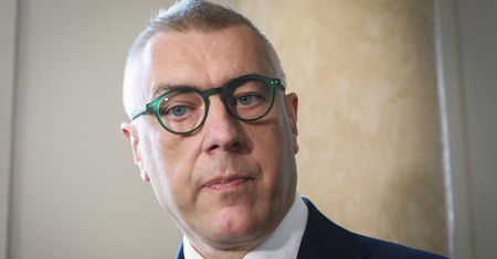 Roman Giertych wciąż na celowniku prokuratury. Śledczy tłumaczą swoje działania