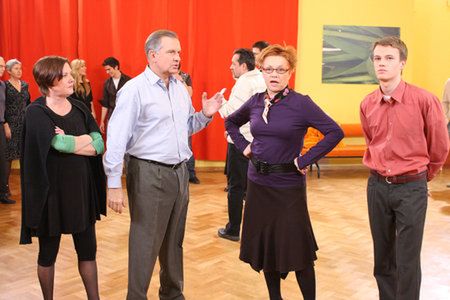 Bohaterowie Klanu biorą się za taniec