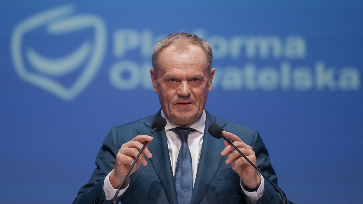 Kongres Europejskiej Partii Ludowej w BukareszciePoland's Prime Minister Donald Tusk speaks at the EPP Congress in Bucharest, Romania, Thursday, March 7, 2024. The 2024 EPP Congress designated Germany's Ursula von der Leyen, who seeks a second term as head of the European Union's powerful Commission, as the party's lead candidate in the upcoming European elections. (AP Photo/Andreea Alexandru)Andreea Alexandru