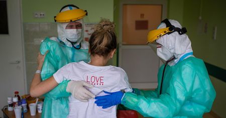 U młodych Legionella daje inne objawy. "Chorują, ale o tym nie wiedzą"