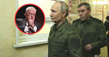 Co się dzieje na Kremlu? Ekspert wymownie o człowieku Putina