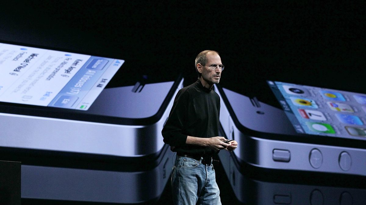 Steve Jobs nie pozwolił, by firma traciła pieniądze na rzecz konkurencji /fot. GettyImages