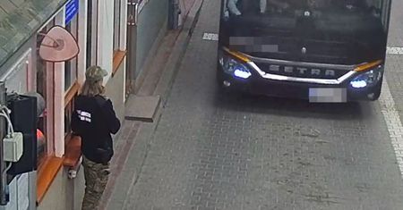 Było ich 77. Nie wpuszczono ich do Polski. Podjęli drugą próbę