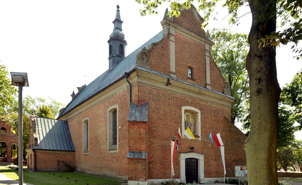 kościół, zwłoki, wikariusz, śledztwo, mężczyzna Zwłoki mężczyzny u wikariusza. Biskup pojechał na miejsce