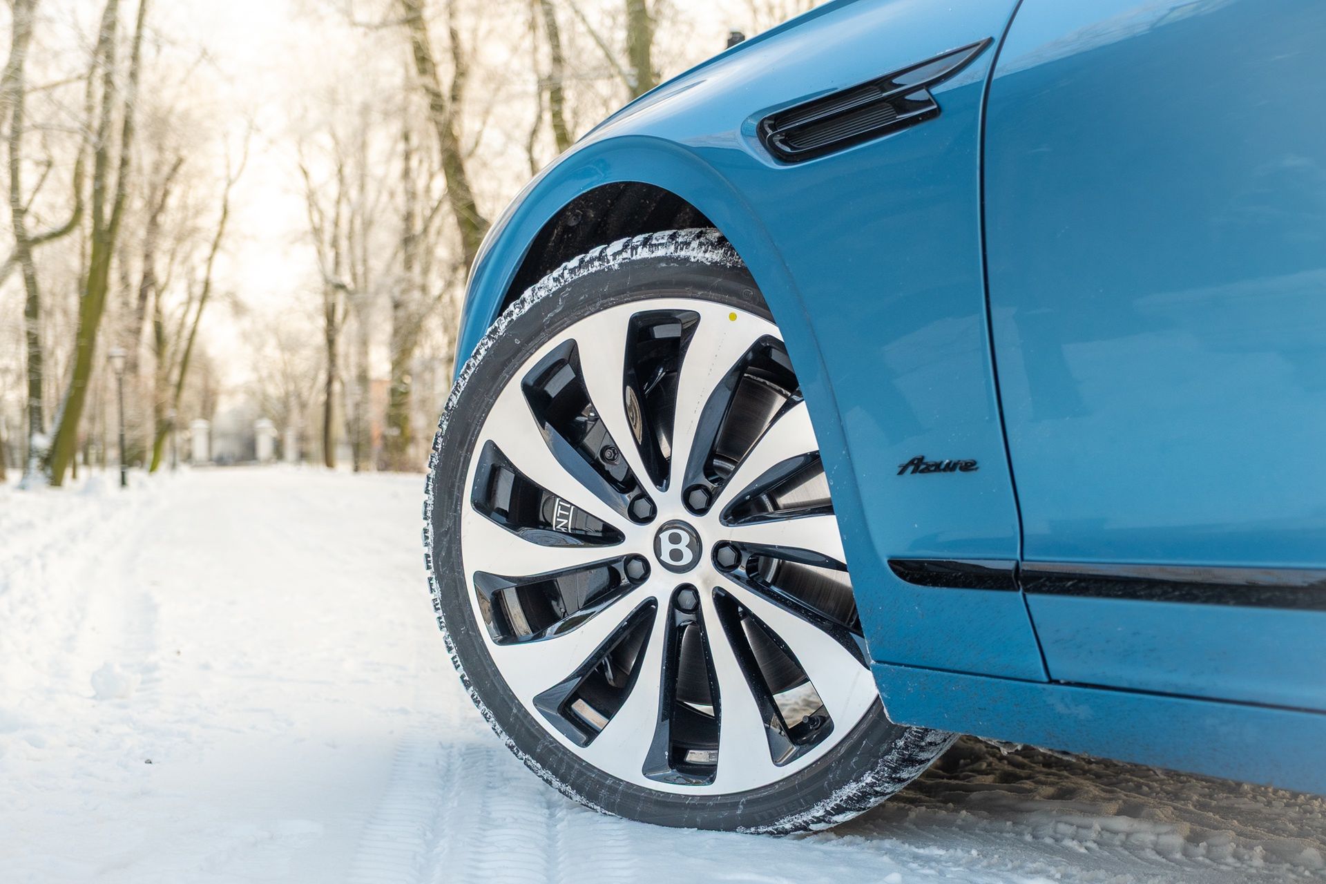 Bentley Flying Spur Azure (2026)