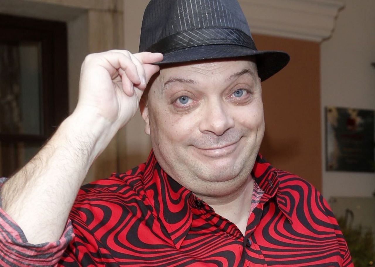 Krzysztof Skiba napisał biografię Pawła Kukiza. Zawarł ją w dwóch zdaniach