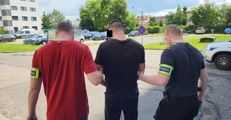 Oszukali seniorki. 14-latka odebrała tysiące euro i biżuterię