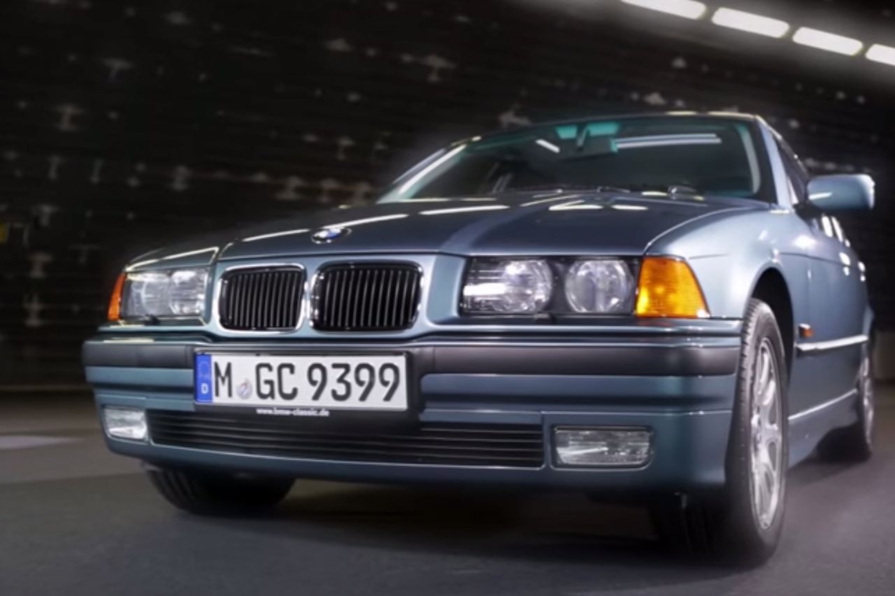 BMW przedstawia historię Serii 3 generacji E36 [film]
