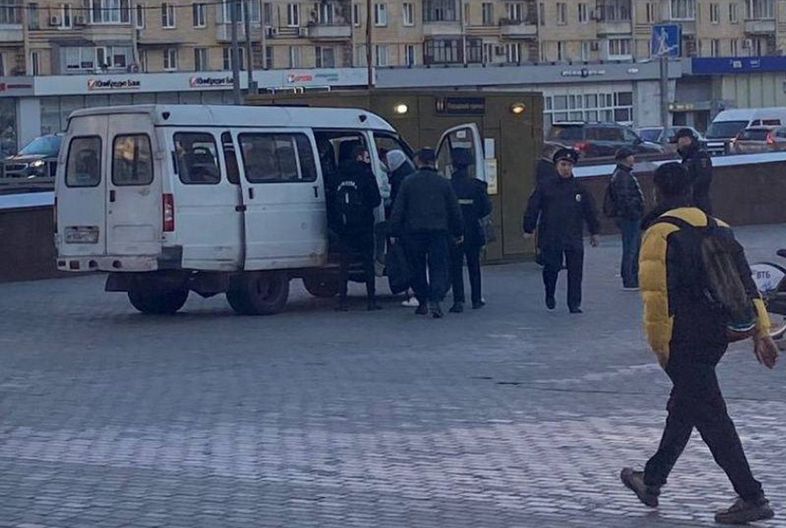 Zabrali ich z ulicy w Moskwie. Tak wygląda rosyjska mobilizacja