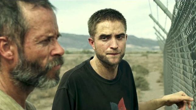 Guy Pearce i Robert Pattinson w filmie "Rover"