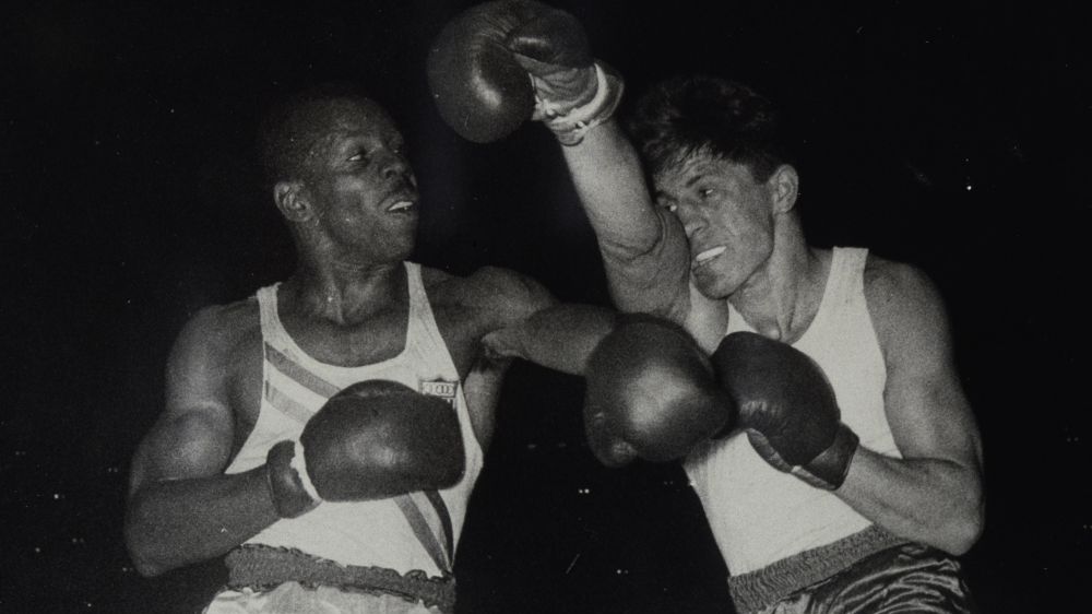 Zdjęcie okładkowe artykułu: PAP / PAP/DPA / Tadeusz Walasek (po prawej) vs Edward Crook (IO w Rzymie w 1960 roku)