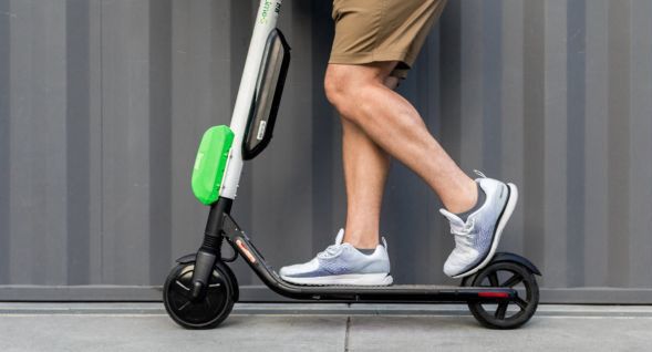 Milion przejazdów hulajnogami Lime w Warszawie. Najdłuższy kurs liczył 26 kilometrów