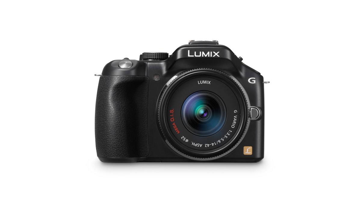 Oto nowy bezlusterkowiec Panasonic LUMIX G5 i jego kolega Lumix LX7 1