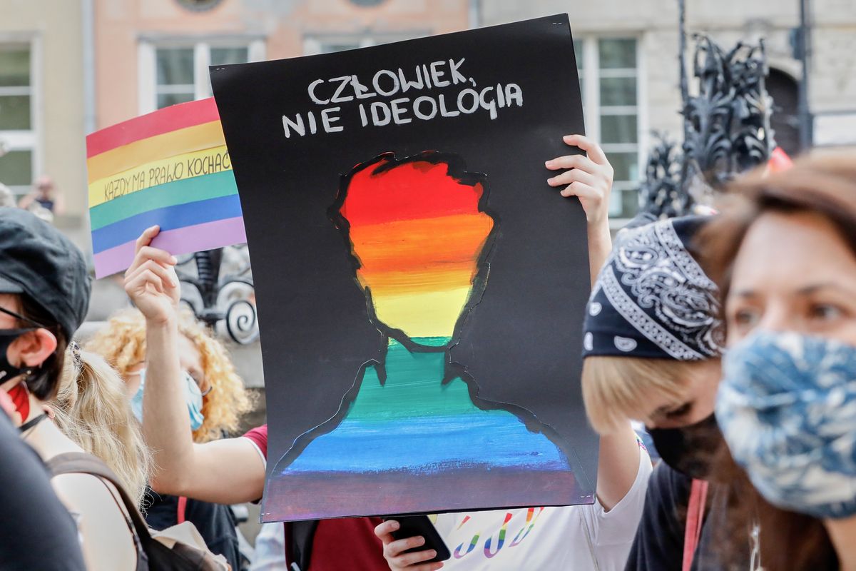 Gmina Lipinki pozostanie strefą wolną od ideologii LGBT - zapowiada wójt Czesław Rakoczy