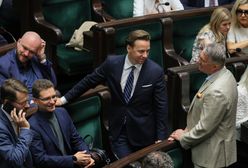 Duże poparcie dla Konfederacji, mała różnica na szczycie. Nowy sondaż