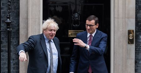 Majątek premiera Mateusza Morawieckiego. Nawet bez pieniędzy żony dogania szefów rządów z Europy Zachodniej